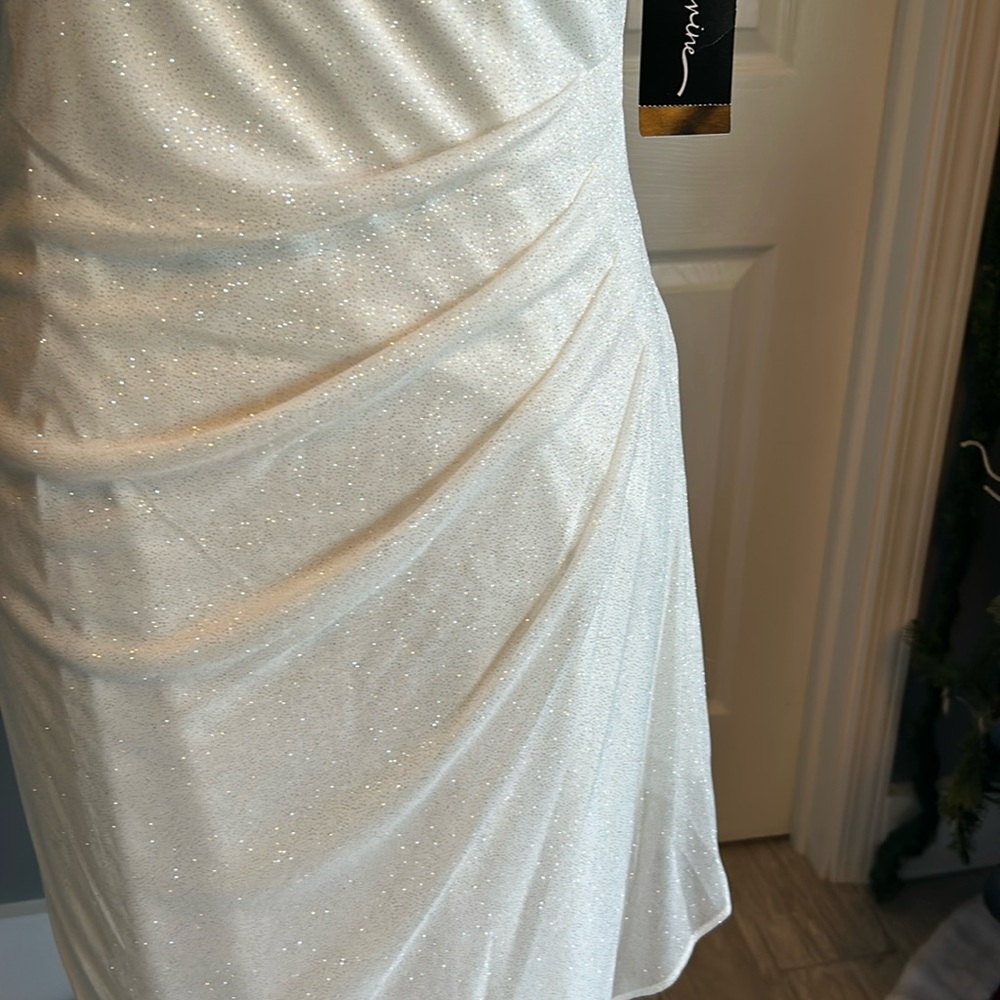 White new dress - Picture 3 of 15